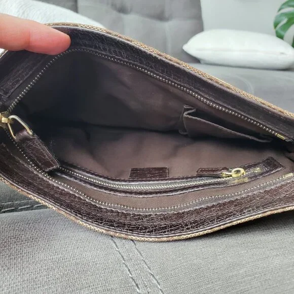 GUCCI GG Supreme Canvas Shoulder Bag - Picture 5 of 12